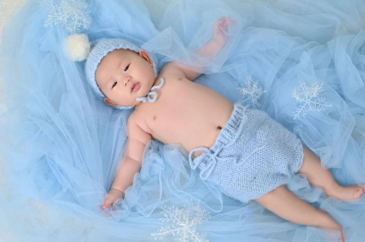 桂阳宝宝间歇性斜视