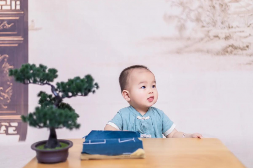 桂阳宝宝喊肚子疼怎么回事